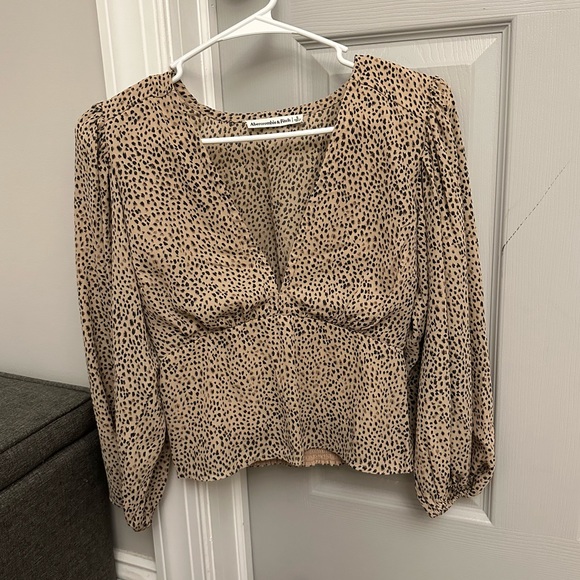 Abercrombie & Fitch Tops - Abercrombie Animal Print Blouse